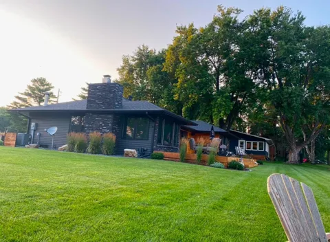 742 Shorewood Drive