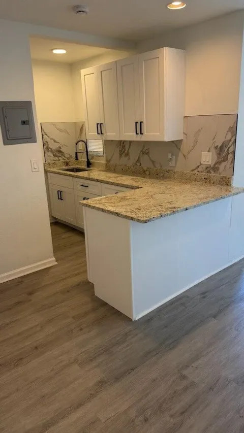 1121 NE 2ND STREET #203
