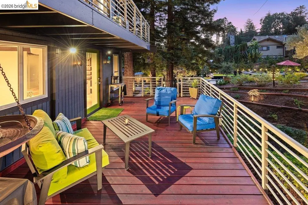 221 Amend Ct El Sobrante, CA 94803