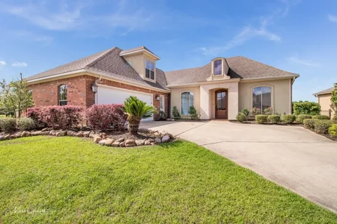 230 Macey Lane