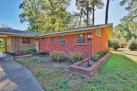 3742 Cornell Drive