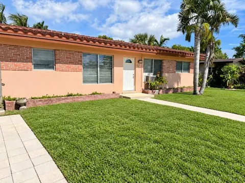 5051 SW 10TH STREET