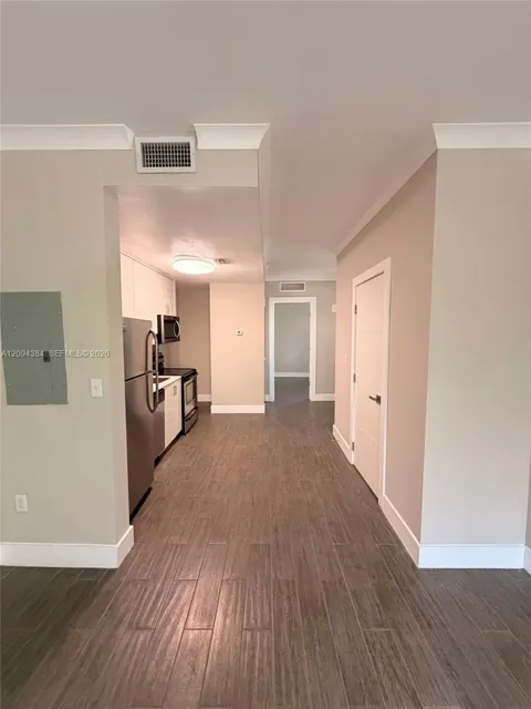 115 Menores Ave #8