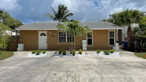 116 E CENTRAL BOULEVARD