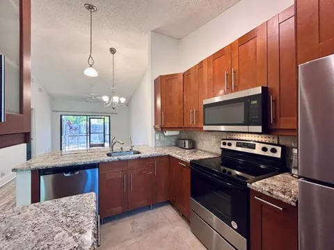 3054 S OAKLAND FOREST DRIVE #2206