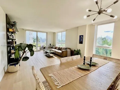 9721 E Bay Harbor Dr #5A