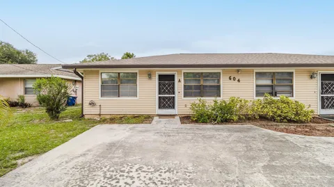 604 ROSELYN AVENUE #A