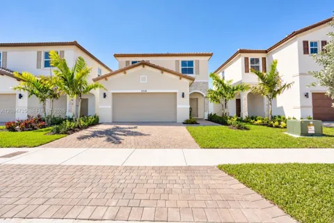 2518 SE 26th Ter #0