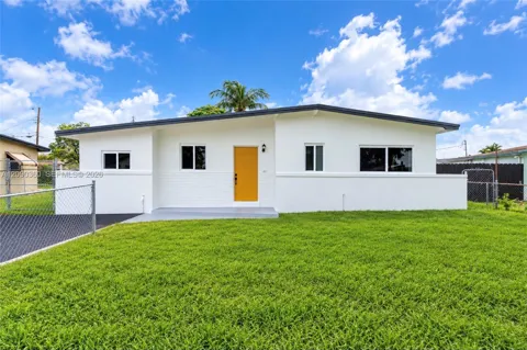 1706 NW 26th Ave