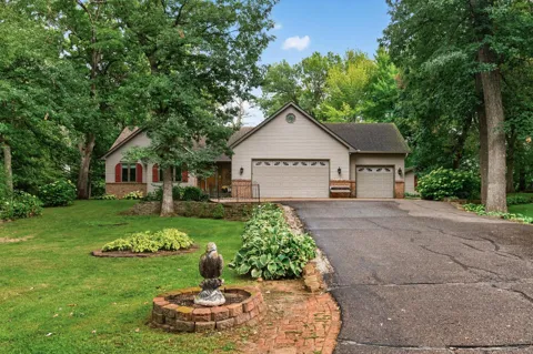 27163 Ironwood Court