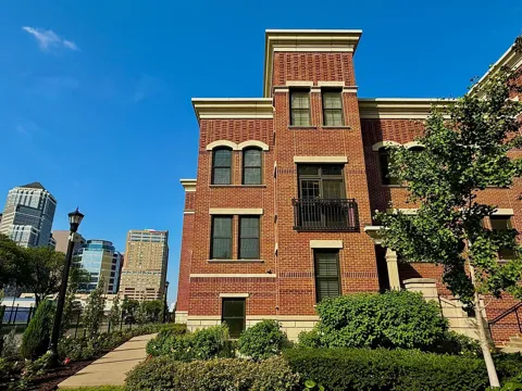 511 S 10th Street