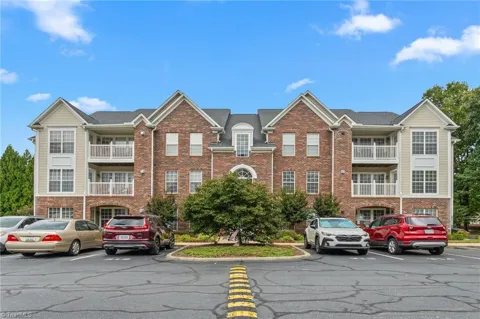 2219 Delaney Drive #214