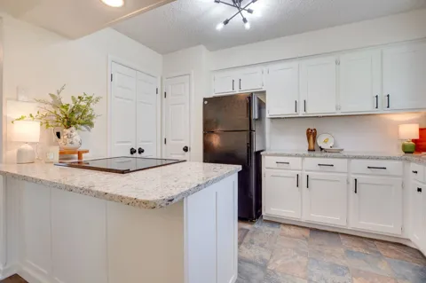 5510 Country Dr #84