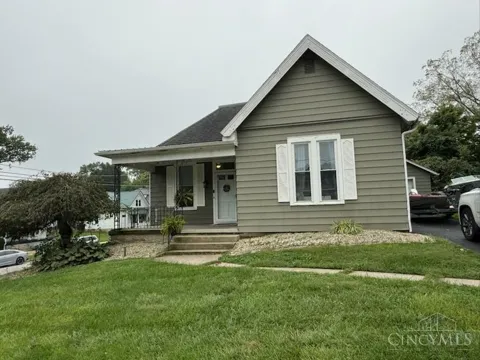 303 W Pleasant Street