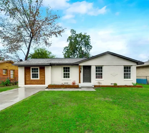 1605 Crestridge Drive