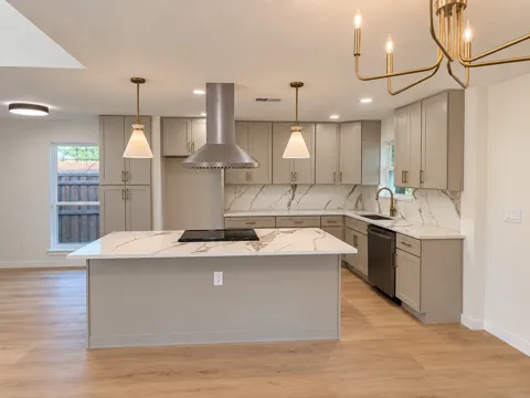 4925 Willowhaven Circle