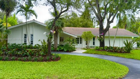 7521 SW 175th St