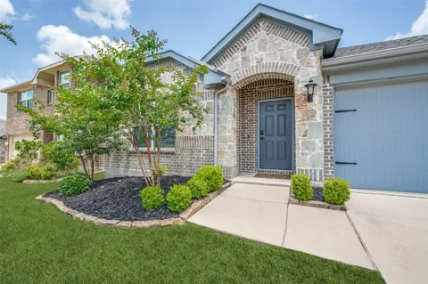 1305 Coyote Ridge