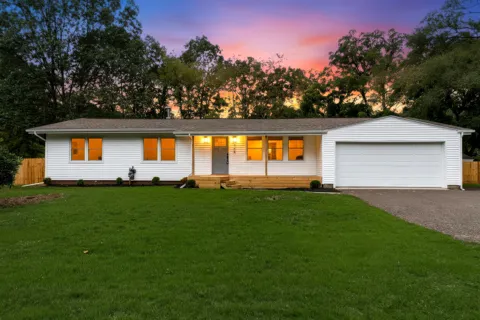 465 Carr Road