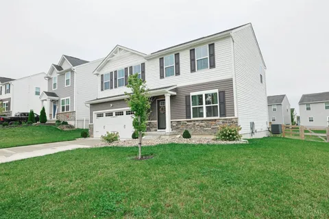 5002 Brooklet Way
