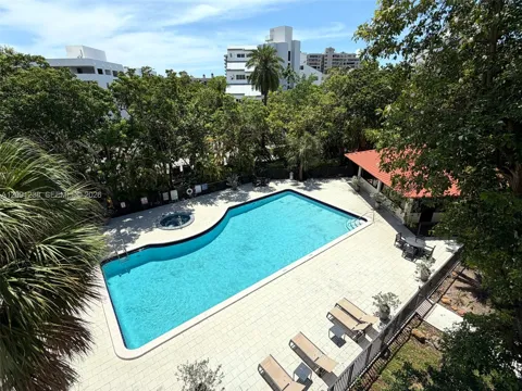 55 Ocean Lane Dr #4024