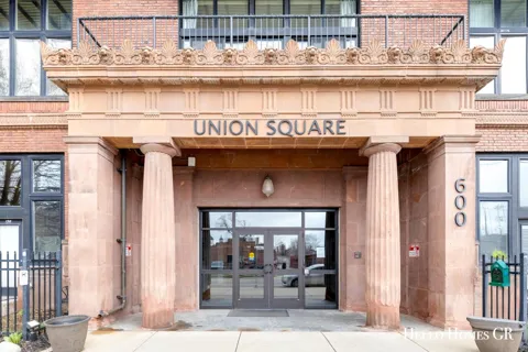600 Broadway Avenue NW #608