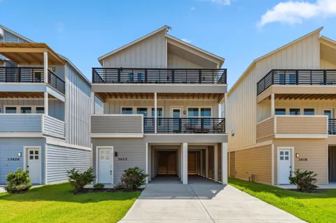 3622 Niko Ct