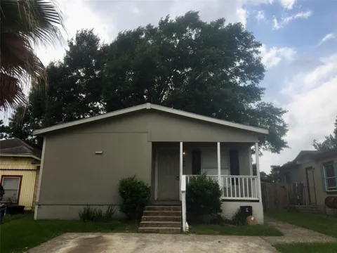 11915 Greenspark Lane