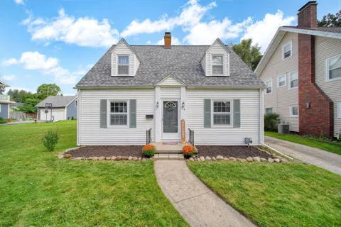 716 Woodfield Drive
