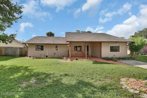 583 Cambridge Circle