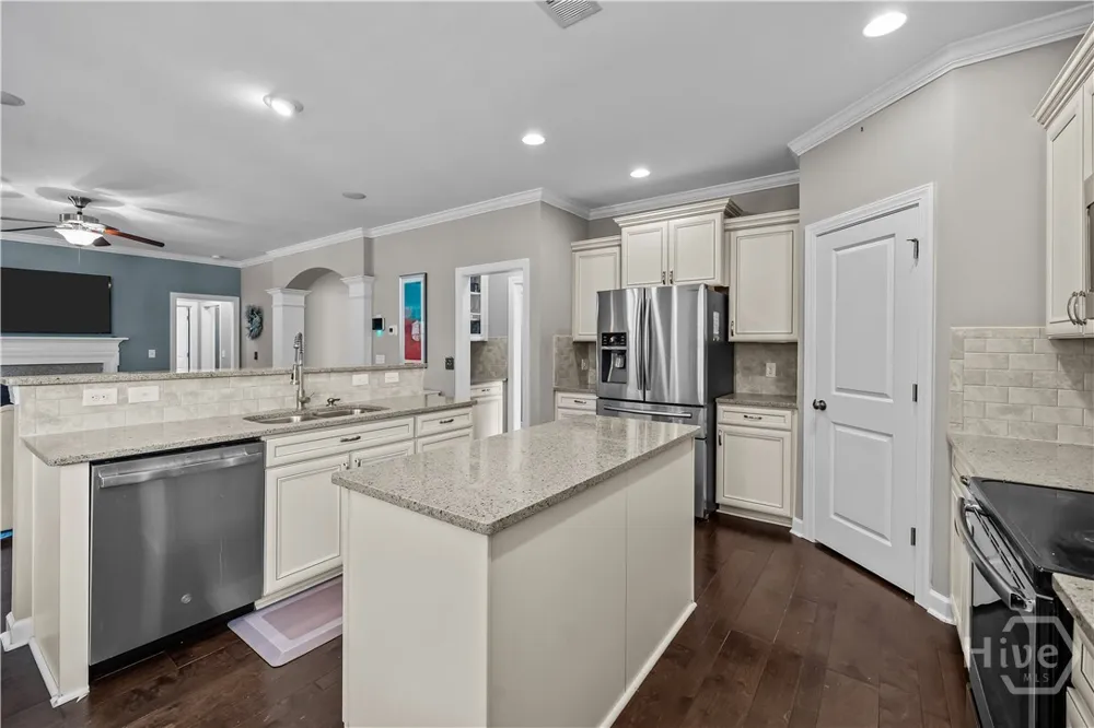 1733 Branden Way Richmond Hill, GA 31324