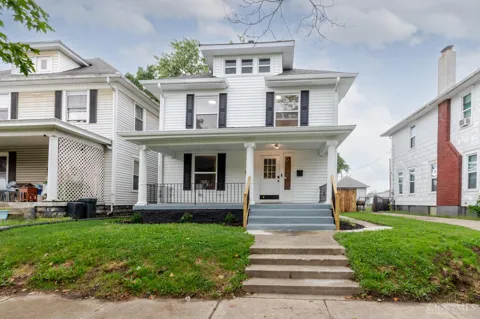 110 Sutphin Street