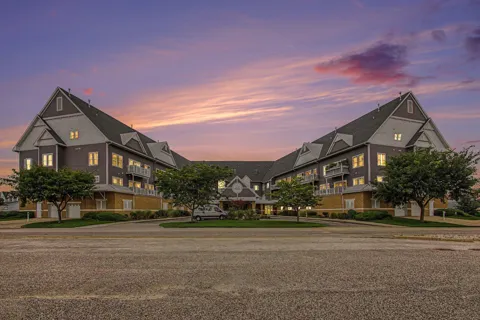 917 W Savidge Street #30