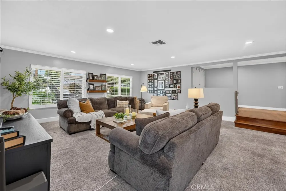530 W 16th Upland, CA 91784
