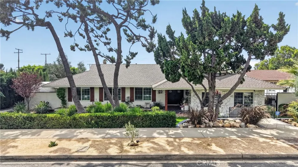 530 W 16th Upland, CA 91784
