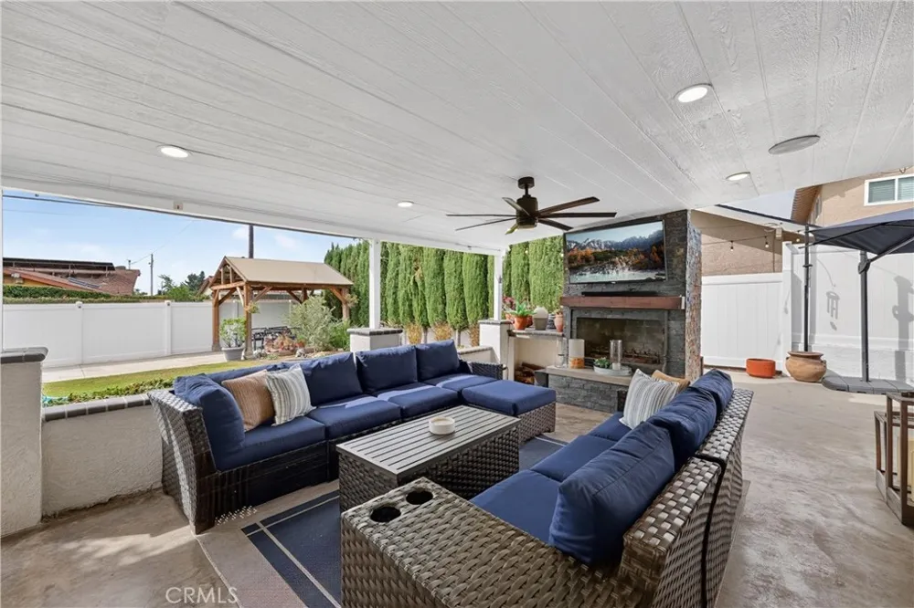 530 W 16th Upland, CA 91784