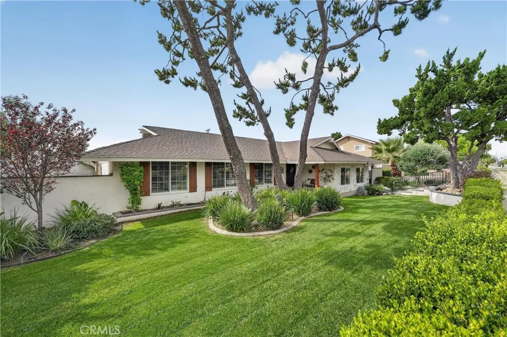 530 W 16th Upland, CA 91784