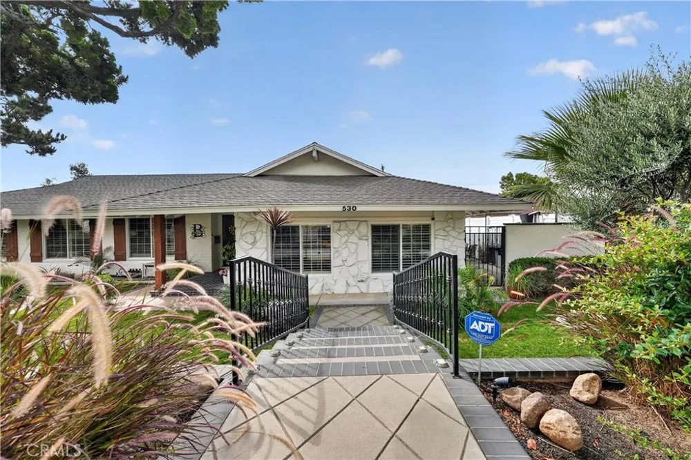 530 W 16th Upland, CA 91784