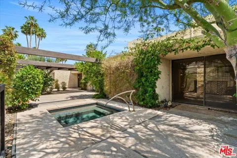 426 Hermosa Drive