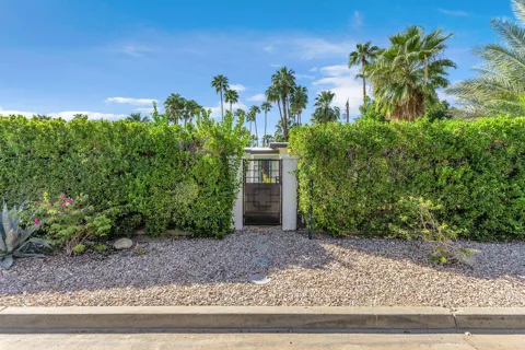1075 E Sunny Dunes Road