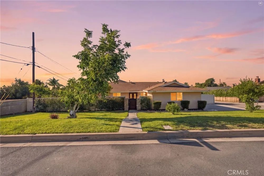 1270 W 25th Street Upland, CA 91784