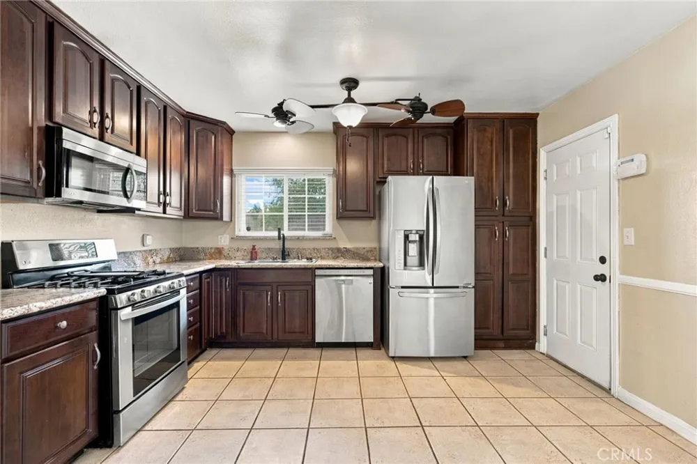 1270 W 25th Street Upland, CA 91784