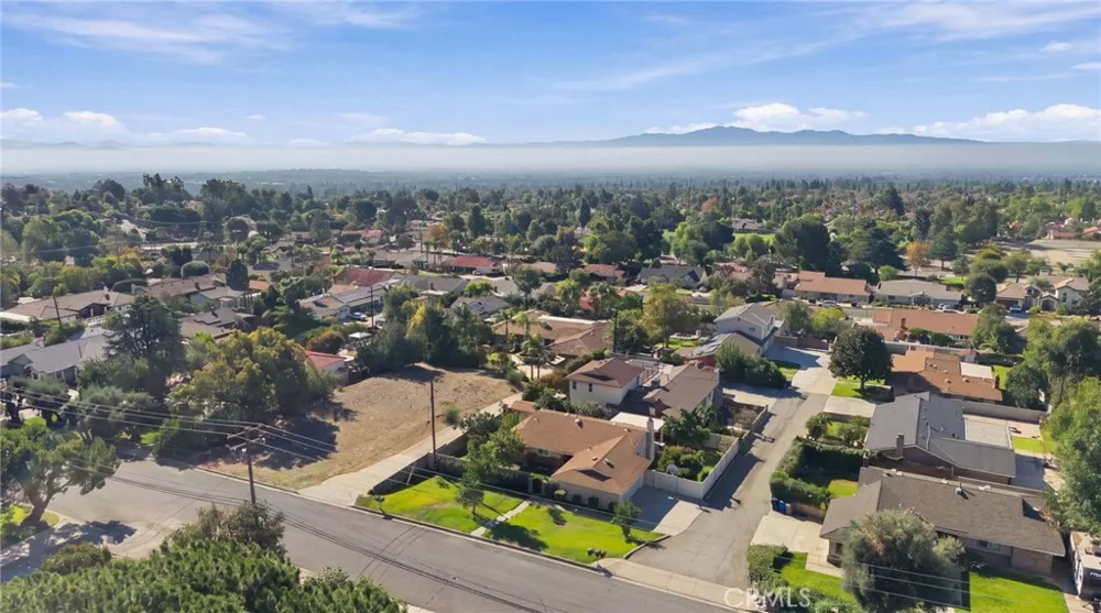1270 W 25th Street Upland, CA 91784