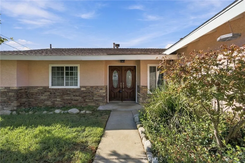 1270 W 25th Street Upland, CA 91784