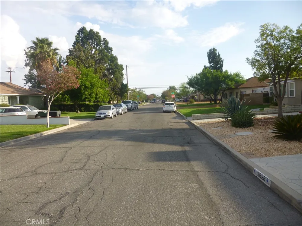 3625 WALL AVENUE San Bernardino, CA 92404