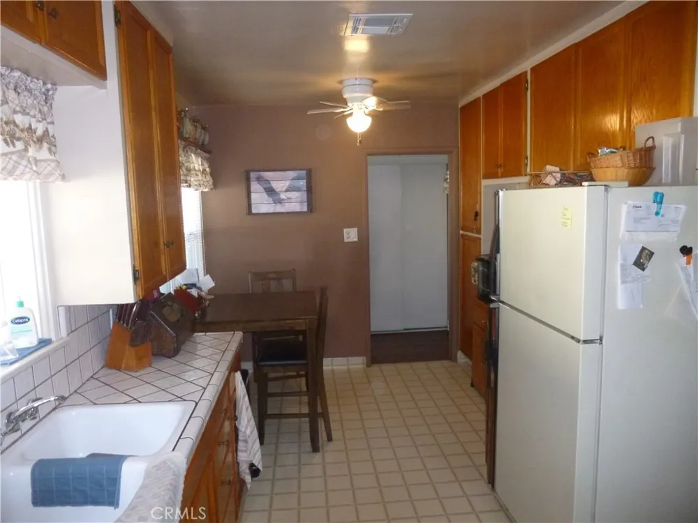 3625 WALL AVENUE San Bernardino, CA 92404