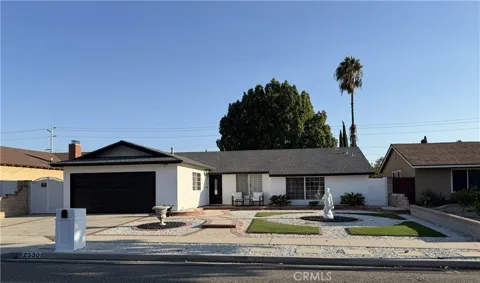 2530 E Alden