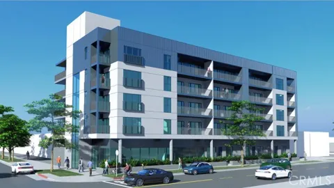 1642 S Central