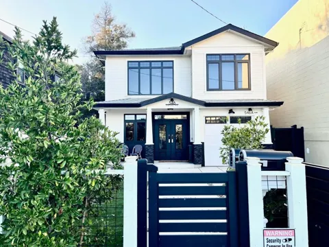546 Oxford Avenue
