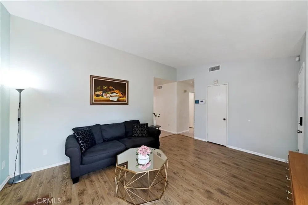 5082 Auburn San Bernardino, CA 92407